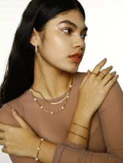 CLASSIC PEARLS Ohrringe Small Gold -Günstiges Kette Geschäft 2023.4.8.3 510x680 4