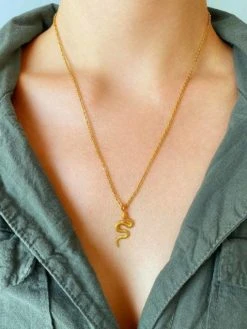 Snake Pendant Kette Gold -Günstiges Kette Geschäft KE1635G 1 510x680 1
