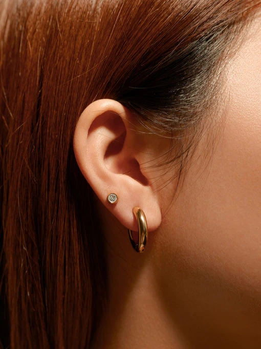 Smooth Hoop Regular Ohrringe Gold 3 Smooth Hoop Regular Ohrringe Gold – Bild 2